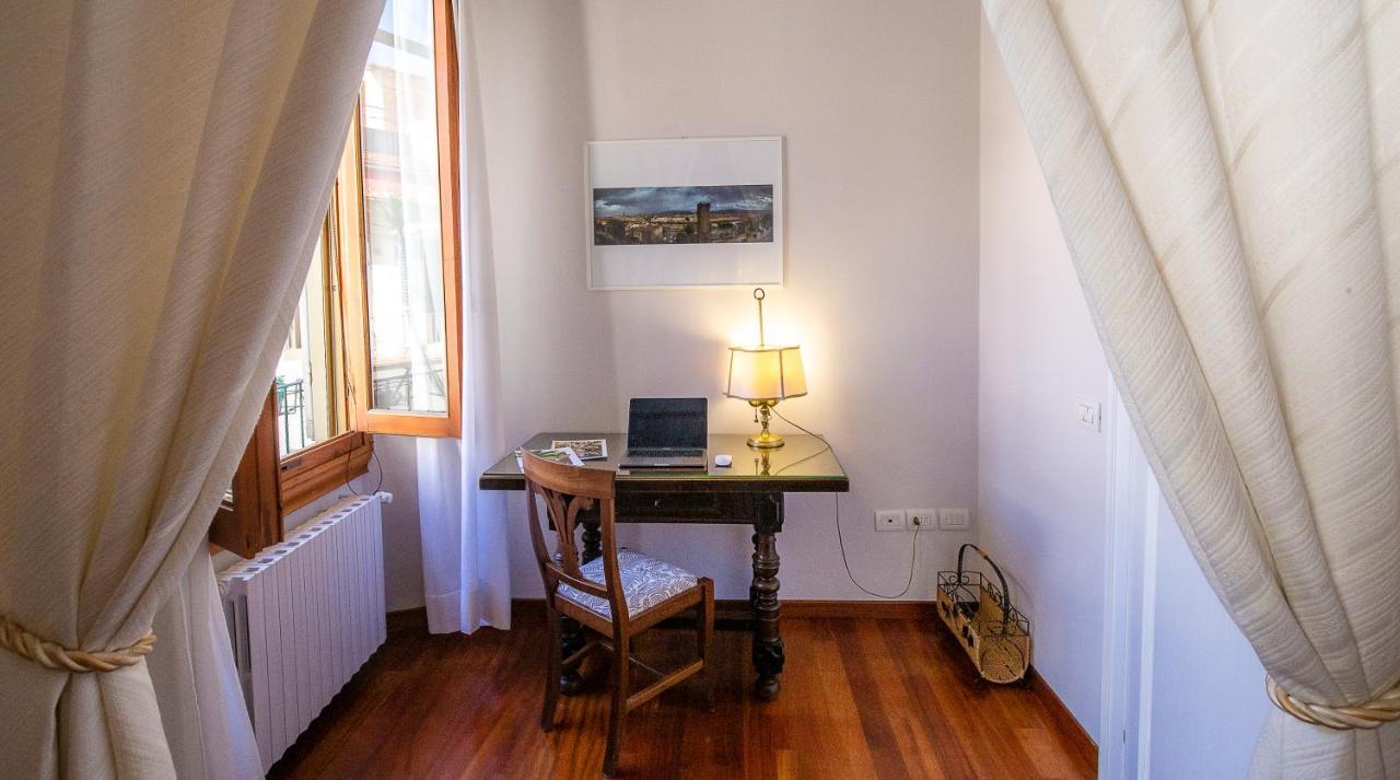 Acacia Firenze -Tulipano Florença Exterior foto